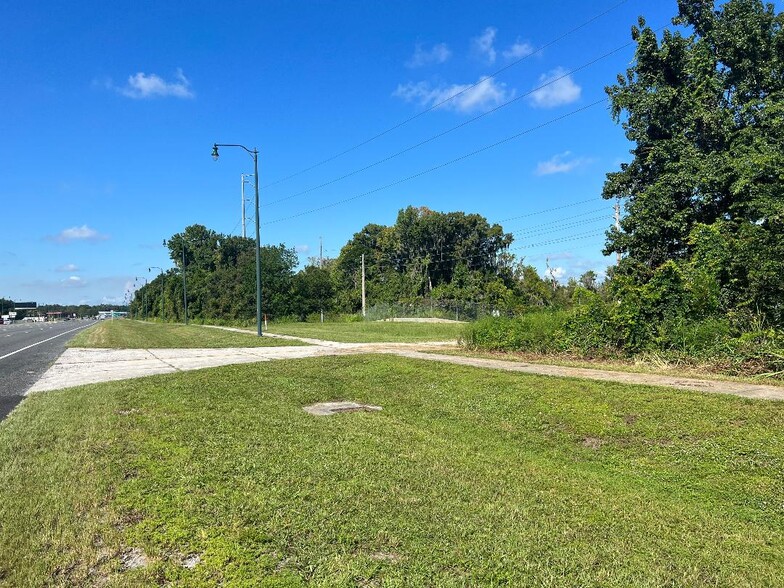 7450 Marlo Rd, Leesburg, FL for sale - Building Photo - Image 1 of 9