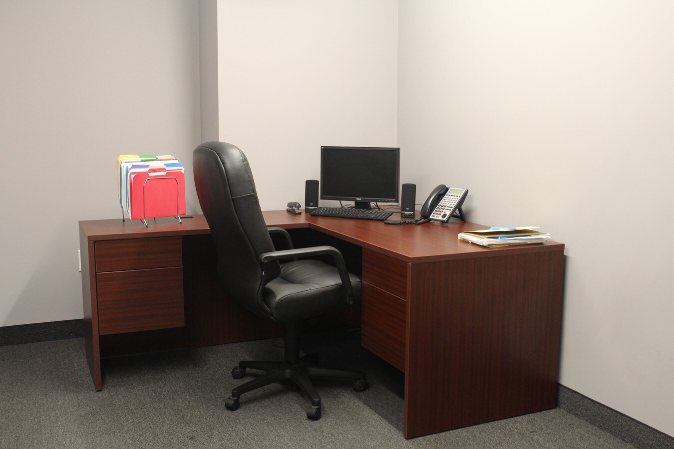 53 Indian Ln E, Towaco, NJ 07082