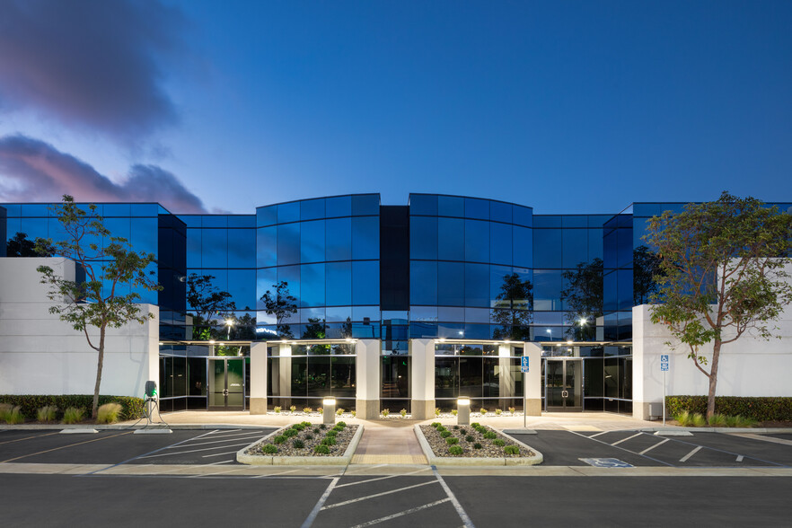 10398 Pacific Center Ct, San Diego, CA for lease - Building Photo - Image 1 of 8