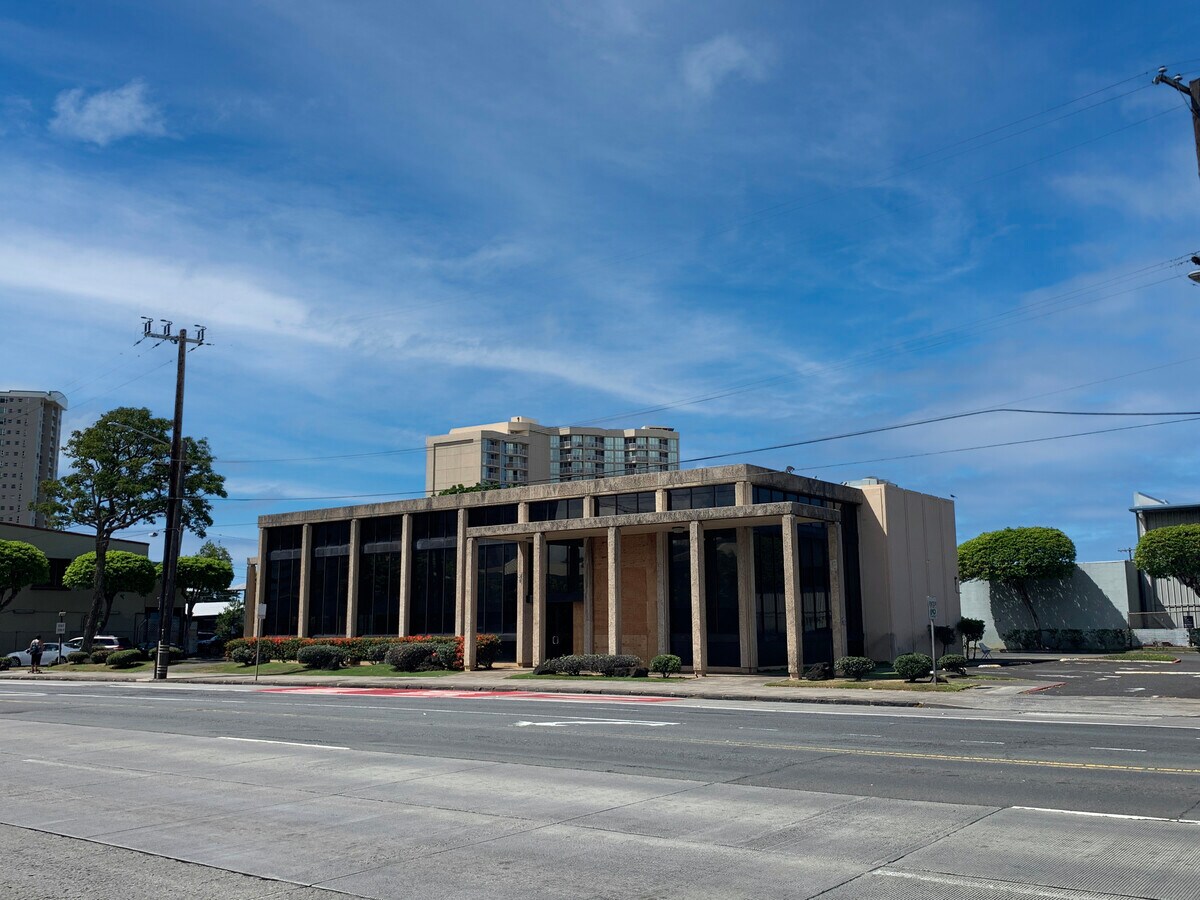 445 N King St, Honolulu, HI 96817