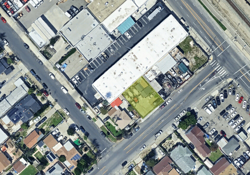 13019 Terra Bella St, Pacoima, CA for sale - Building Photo - Image 2 of 8