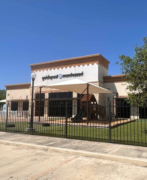 1623 N Loop 1604 W, San Antonio, TX for lease - Building Photo - Image 1 of 12