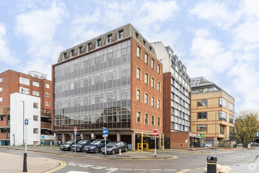 20 Bedford Rd, Guildford for sale - Primary Photo - Image 1 of 1