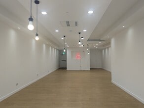 14 Back Wynd, Aberdeen for lease Interior Photo- Image 1 of 1