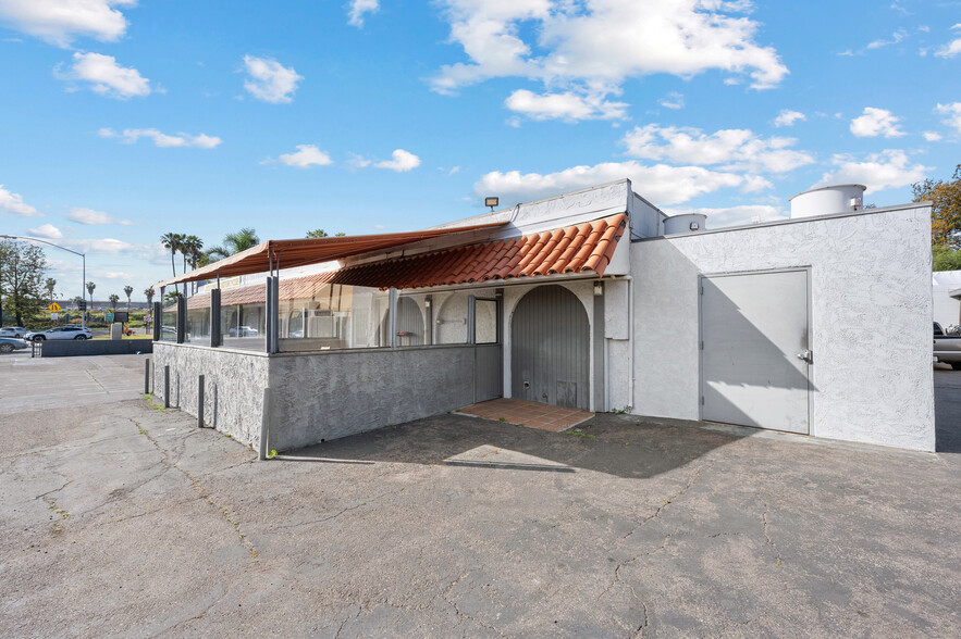 4263 Taylor St, San Diego, CA for lease - Building Photo - Image 3 of 9