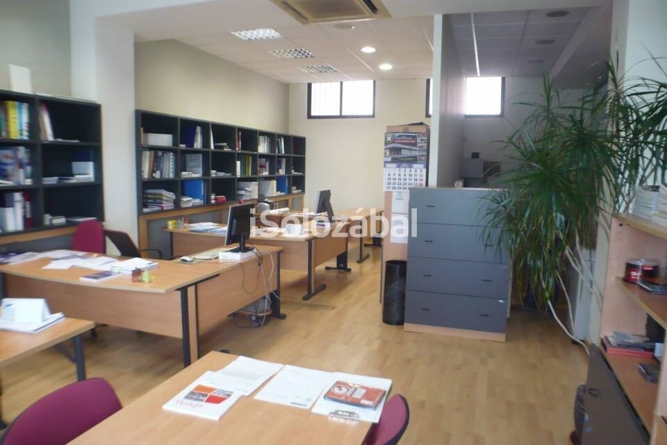 Office/Retail in Logroño, La Rioja for lease Interior Photo- Image 1 of 7