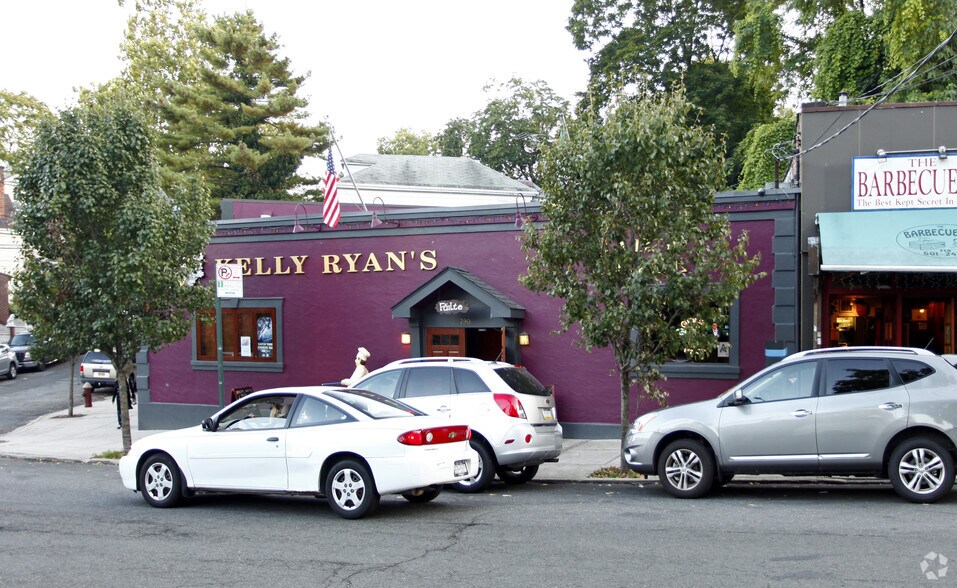 5790 Mosholu Ave, Bronx, NY for sale - Primary Photo - Image 1 of 1