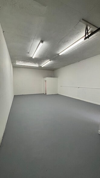 701 NE 1st Ave, Pompano Beach, FL for lease - Building Photo - Image 2 of 6