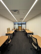 1806 Summit Ave, Richmond, VA for lease Interior Photo- Image 2 of 2