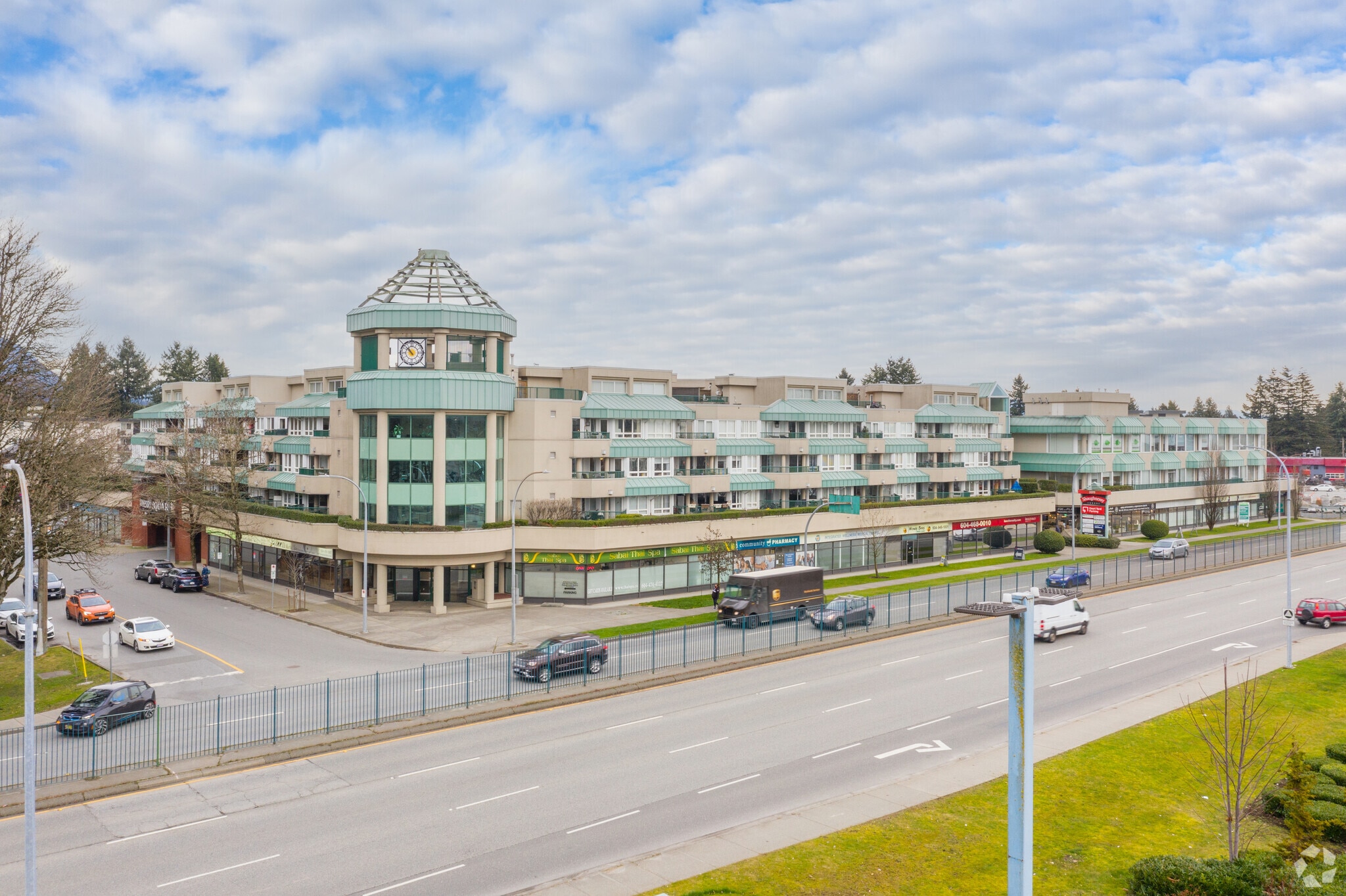 2099 Lougheed Hwy, Port Coquitlam, BC for lease Primary Photo- Image 1 of 13