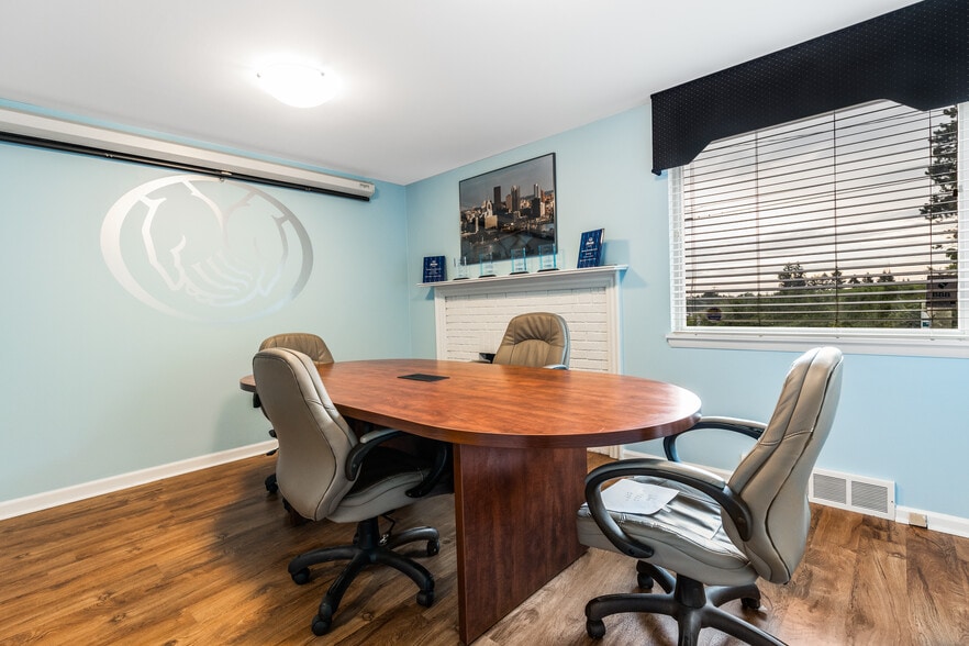 4204 Ewalt Rd, Gibsonia, PA for sale - Building Photo - Image 3 of 28