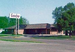 2024 3 Ave NW, Waverly, IA for sale Primary Photo- Image 1 of 1