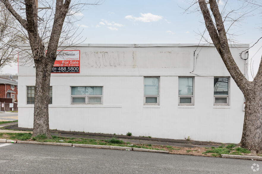 32 1st St, Hackensack, NJ for sale - Building Photo - Image 3 of 5