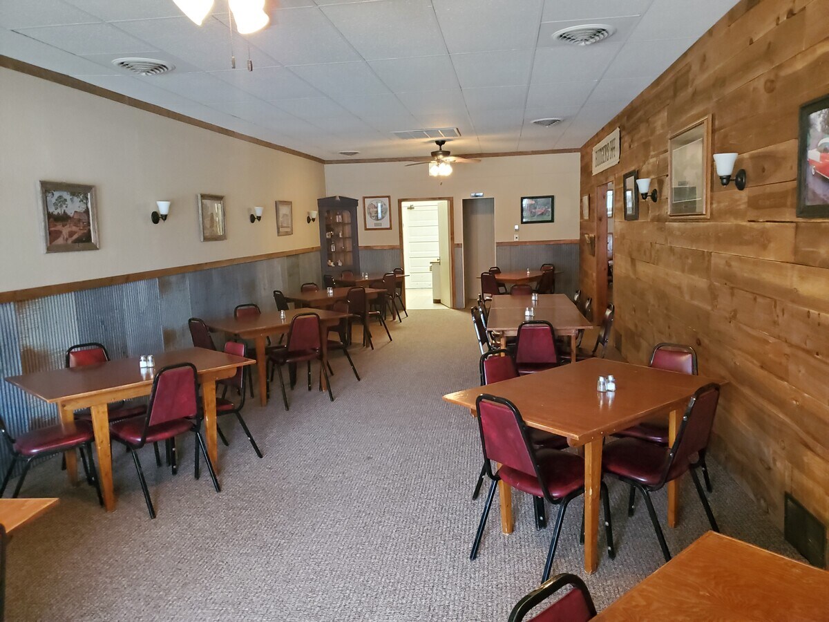 331 Cynthia St, Maynard, MN 56260