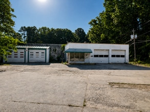 1516 Dixie Trl, Raleigh, NC for lease Interior Photo- Image 1 of 11
