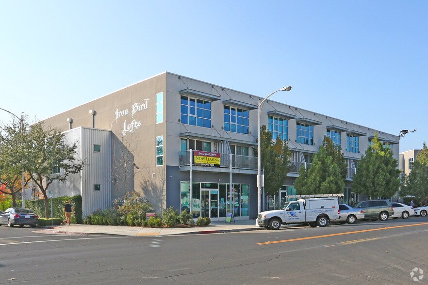 1901 Fulton St, Fresno, CA for sale - Primary Photo - Image 1 of 1