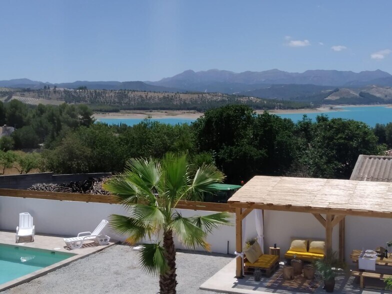 Hospitality in Arenas del Rey, Granada for sale - Building Photo - Image 2 of 50