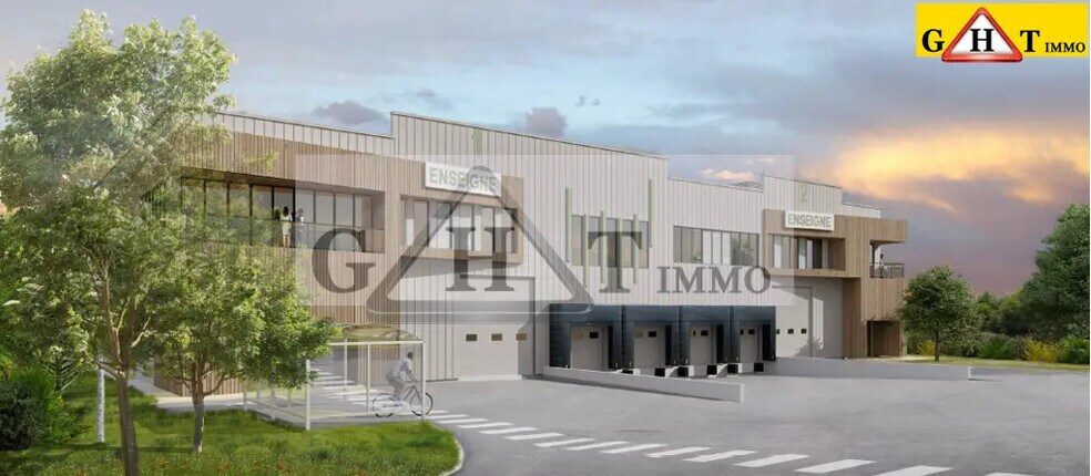 Industrial in Villeparisis for sale - Building Photo - Image 1 of 7