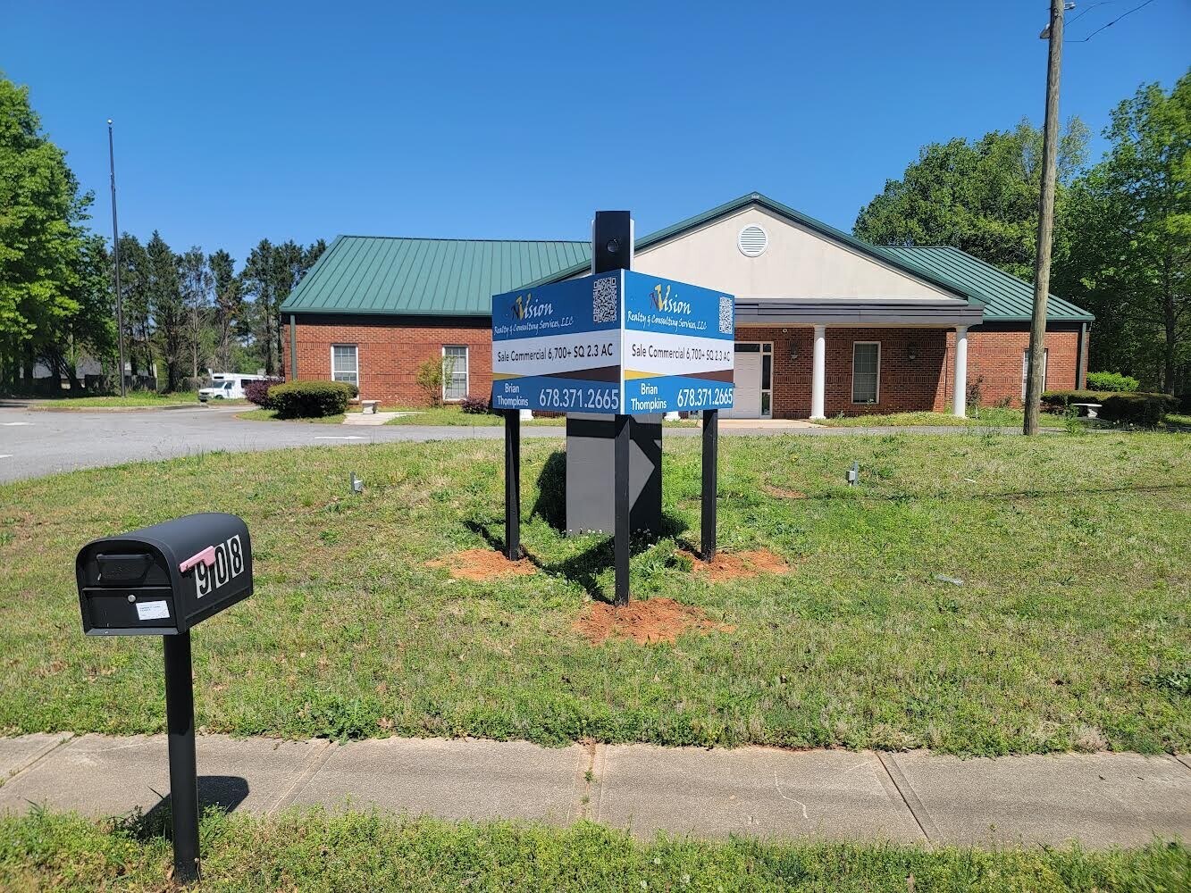 908 Killian Hill Rd, Lilburn, GA for sale Building Photo- Image 1 of 1