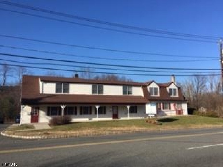 1485 Union Valley Rd, West Milford, NJ 07480