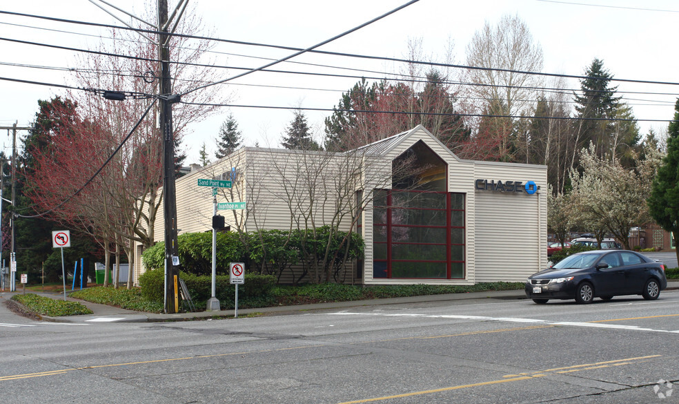 5464 Sand Point Way NE, Seattle, WA for lease - Primary Photo - Image 1 of 3