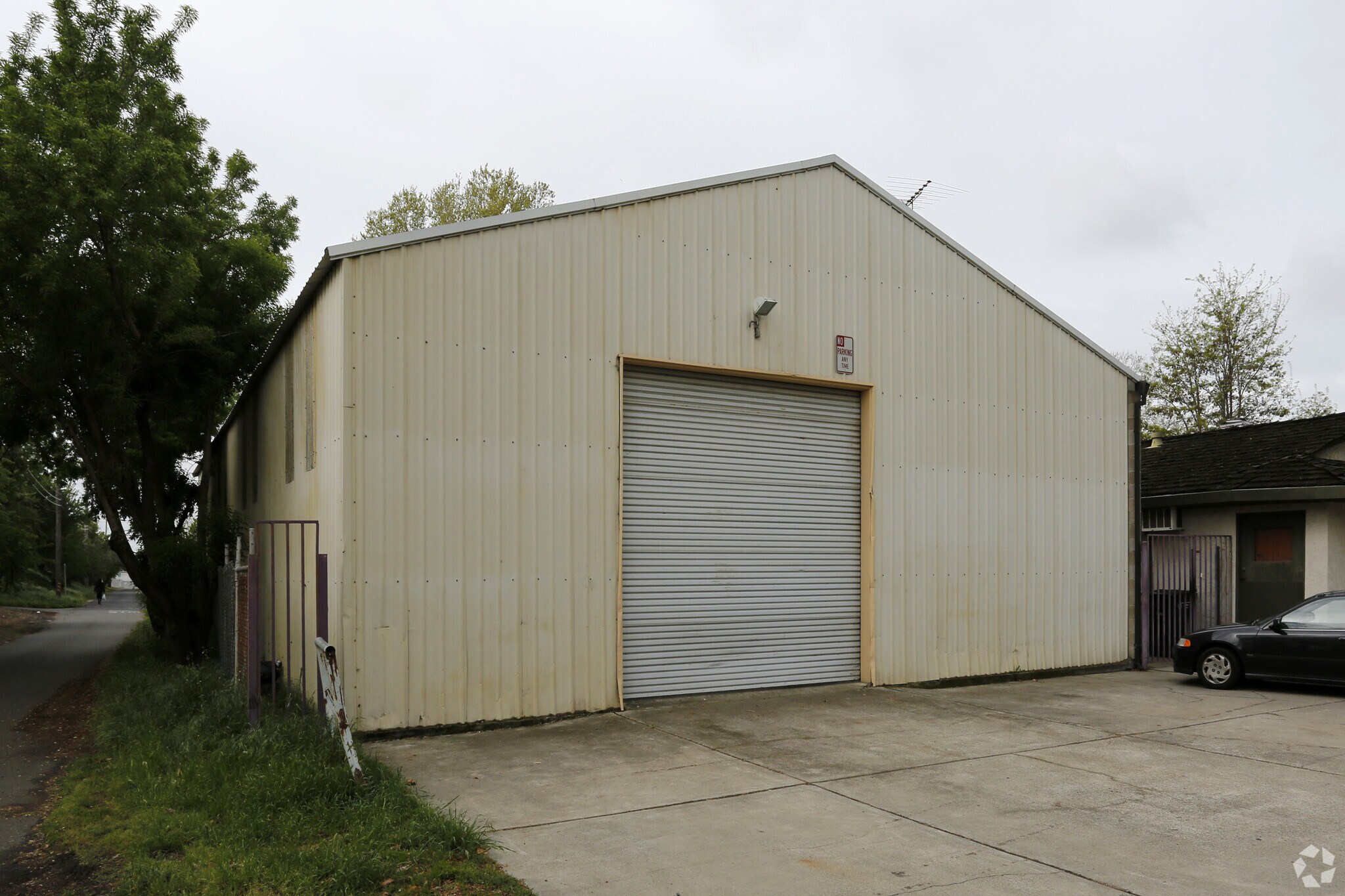 1630 Basler St, Sacramento, CA for sale Primary Photo- Image 1 of 1