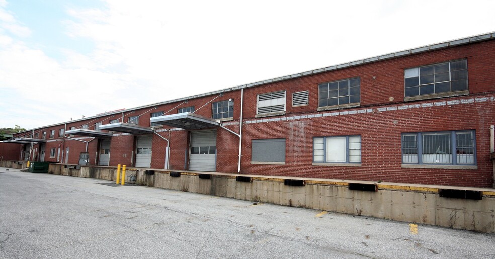 2750 Paxton St, Harrisburg, PA for sale - Building Photo - Image 1 of 1