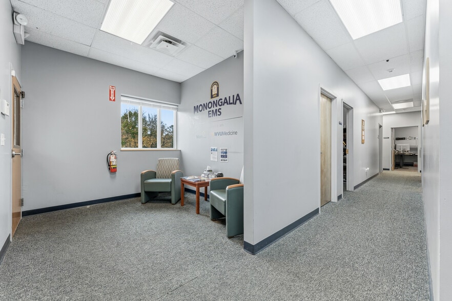 742 Fairmont Rd, Morgantown, WV for lease - Building Photo - Image 2 of 14