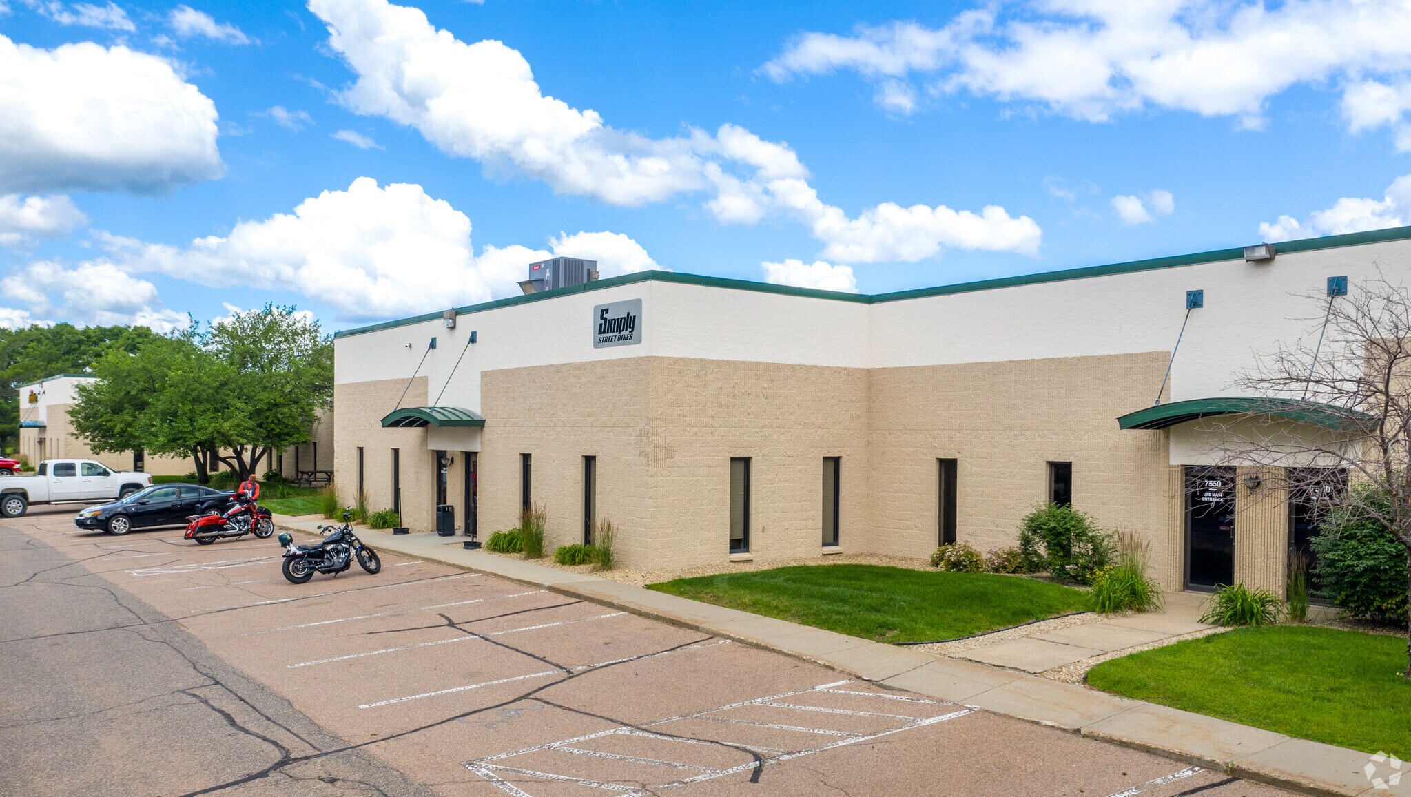 7500-7546 Washington Ave S, Eden Prairie, MN for lease Primary Photo- Image 1 of 7