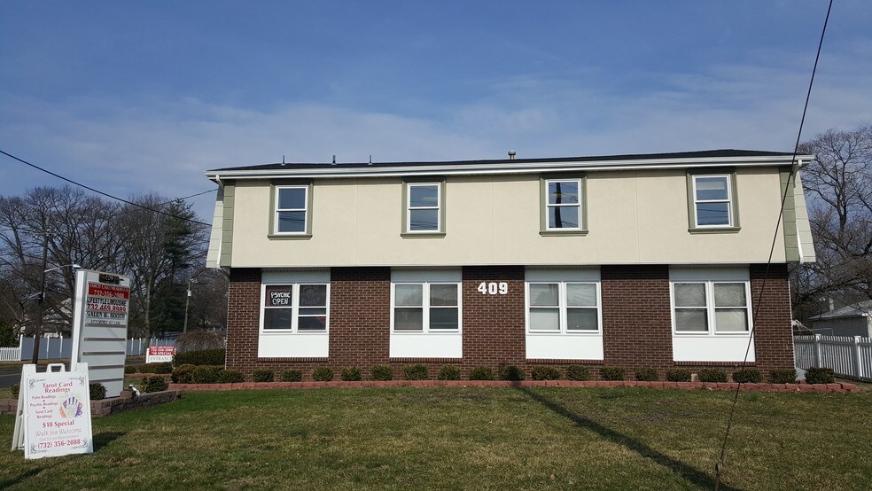 409 Union Ave, Middlesex, NJ 08846