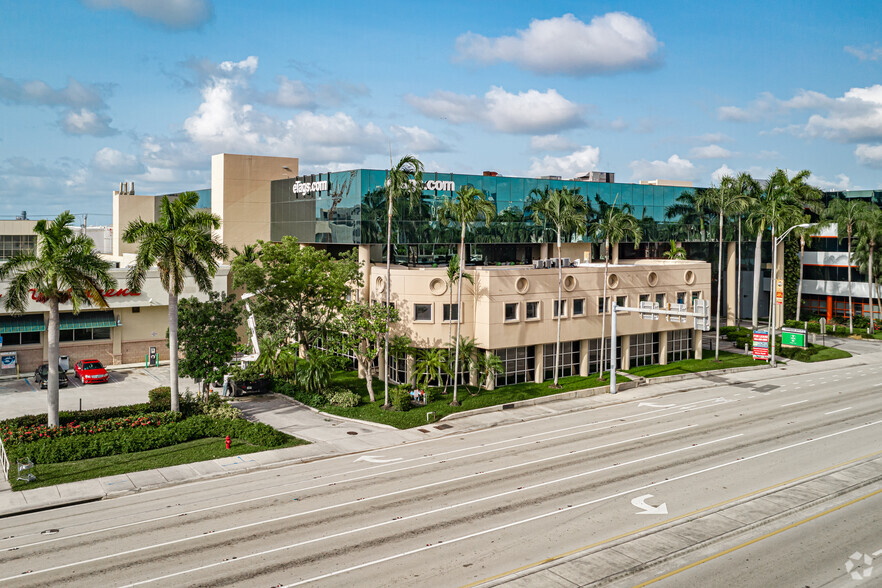 1650-1670 SE 17th St, Fort Lauderdale, FL for lease - Building Photo - Image 1 of 9