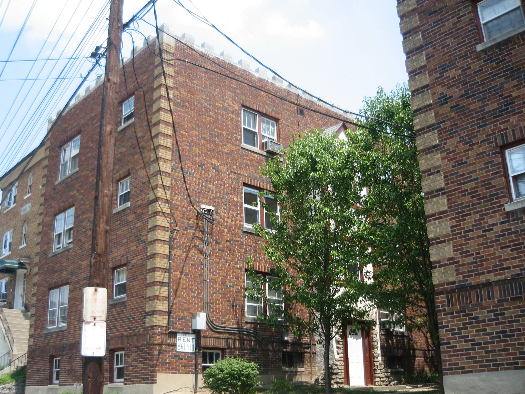 5136 Montgomery Rd, Cincinnati, OH for sale Primary Photo- Image 1 of 1