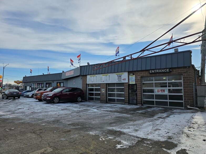 4801 W Grand Ave, Chicago, IL for sale - Building Photo - Image 2 of 15