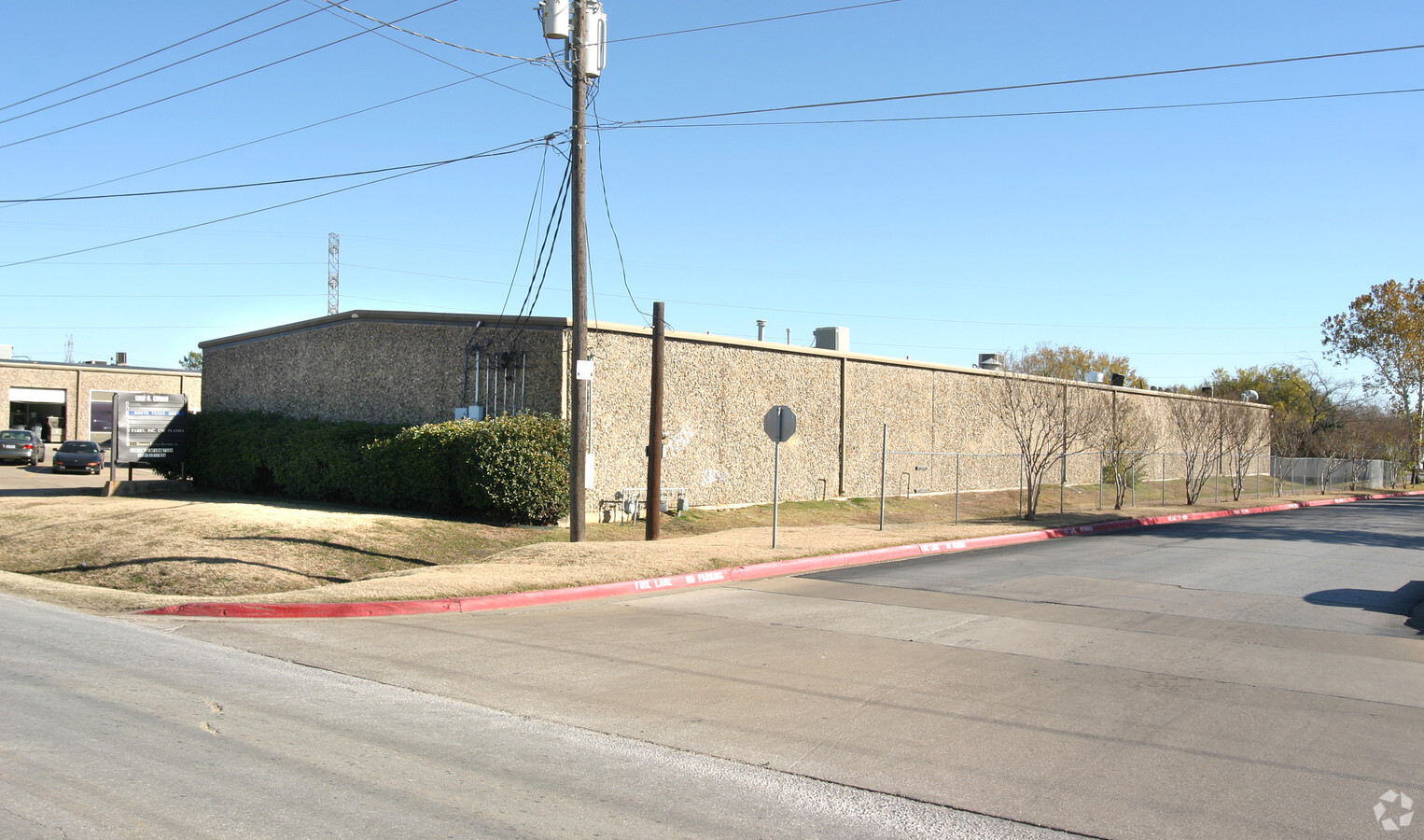 1302 N Cowan Ave, Lewisville, TX 75057 | LoopNet