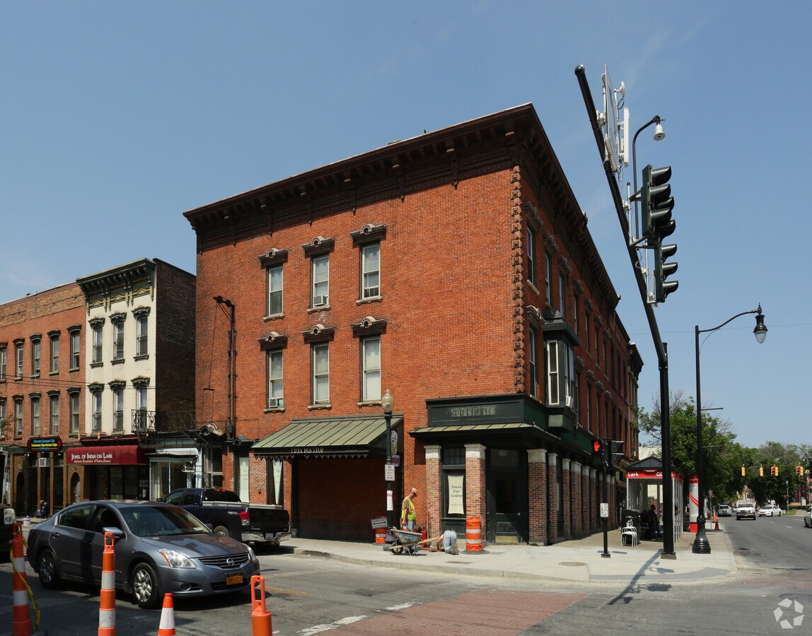 202 Washington Park, Albany, NY 12210