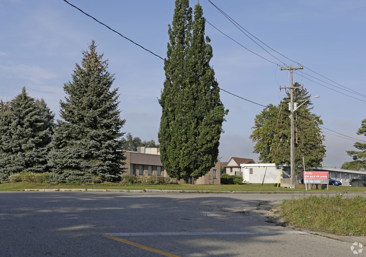 View Photo
