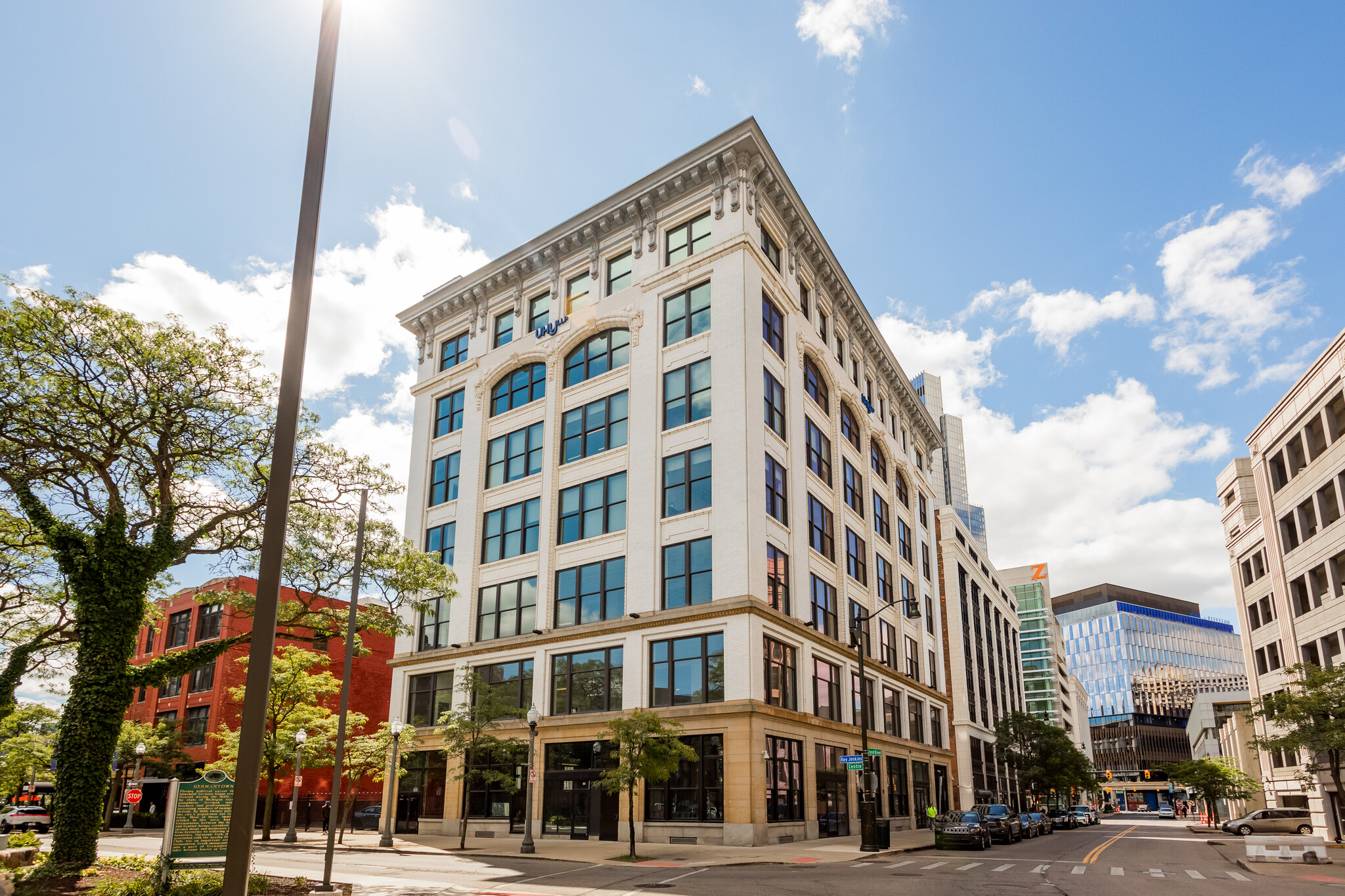 230 E Grand River Ave, Detroit, MI for lease Building Photo- Image 1 of 7