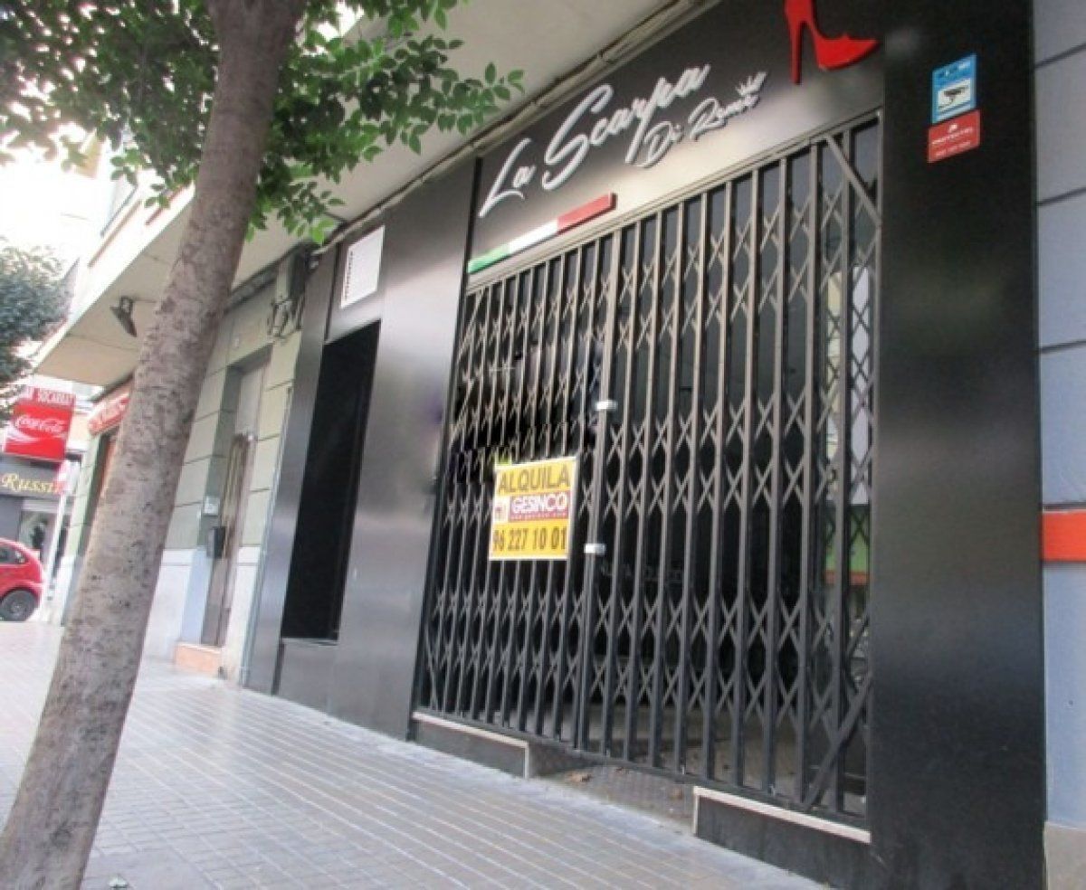 Retail in Xàtiva for lease Building Photo- Image 1 of 4