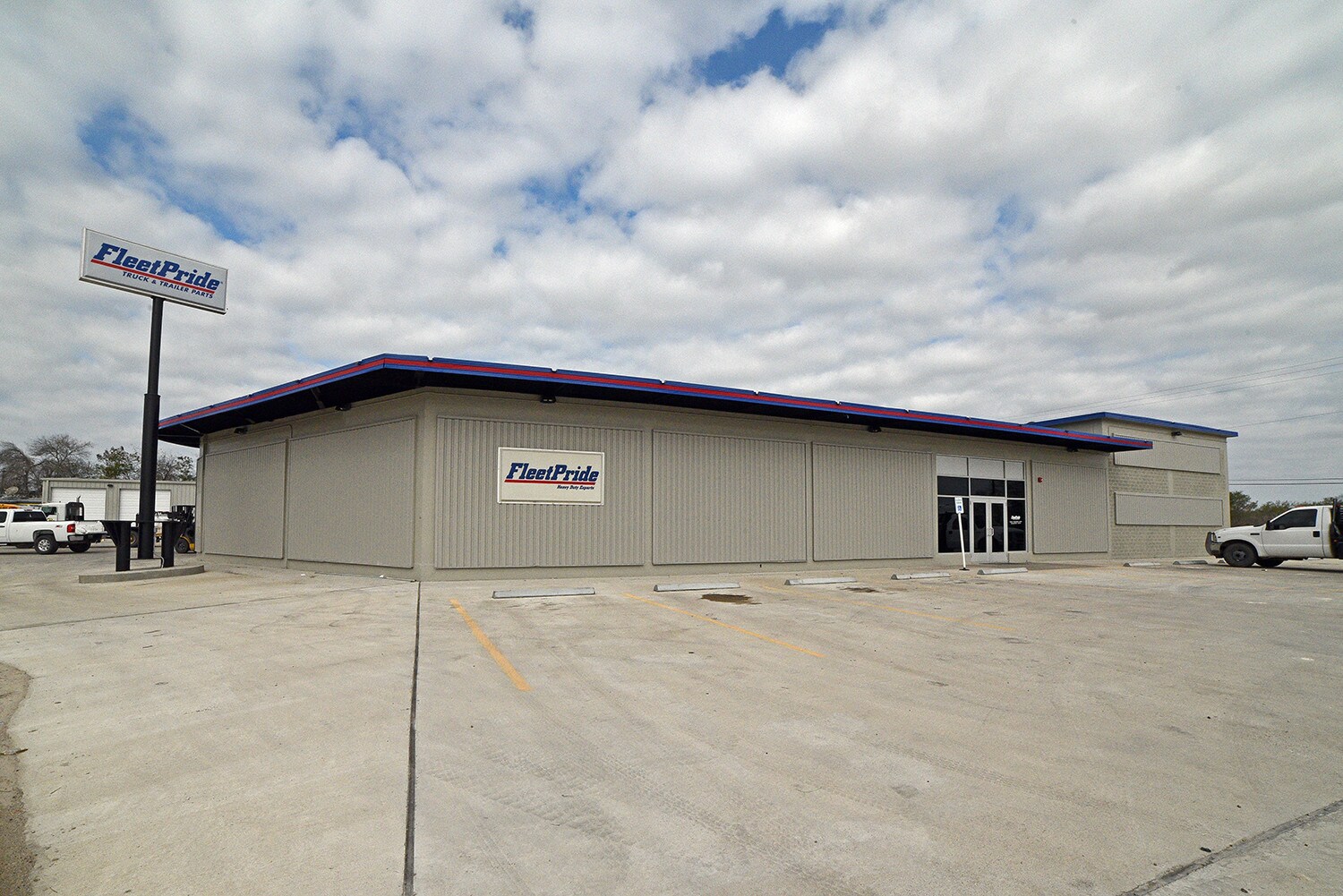 1903 S US Highway 281, Alice, TX for sale Primary Photo- Image 1 of 1