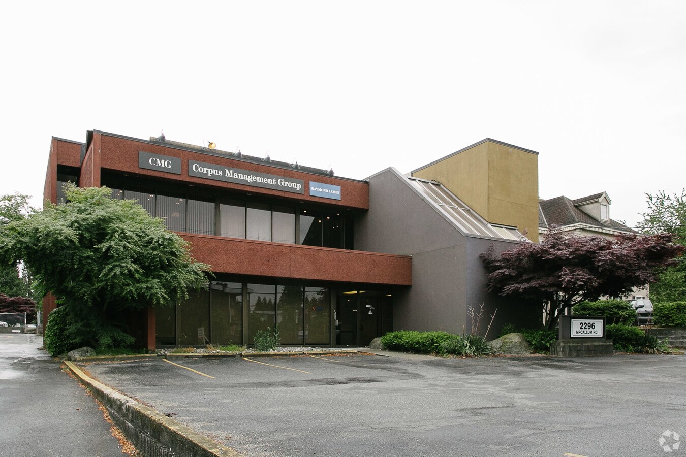 2296 Mccallum Rd, Abbotsford, BC V2S 3P4