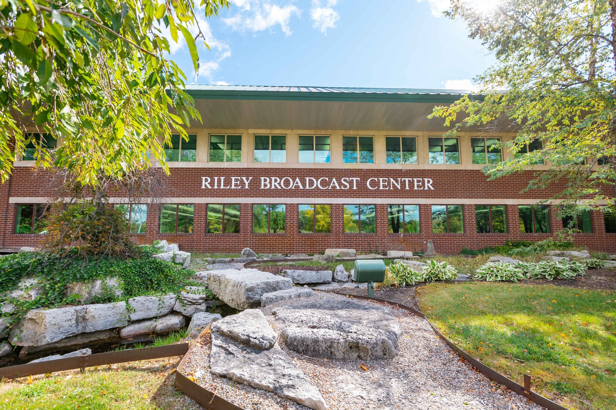 1 Clover Ct, Wixom, MI for sale Building Photo- Image 1 of 1