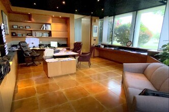 1 Rodeo Dr, Edgewood, NY for lease Interior Photo- Image 2 of 10