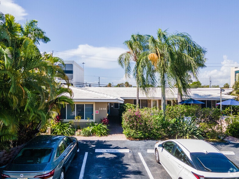 2648 NE 32nd St, Fort Lauderdale, FL for sale - Building Photo - Image 3 of 59