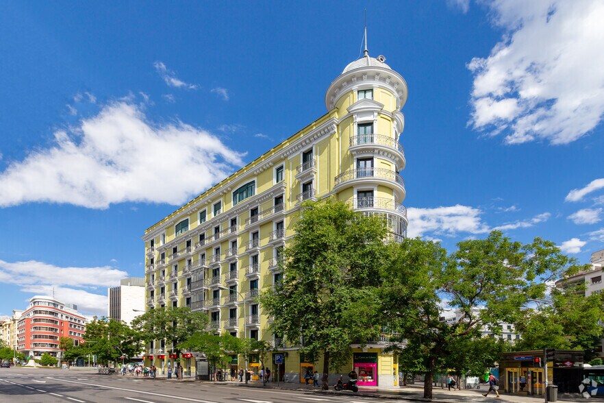 Calle de Alcalá, 96, Madrid, Madrid for sale - Building Photo - Image 1 of 1