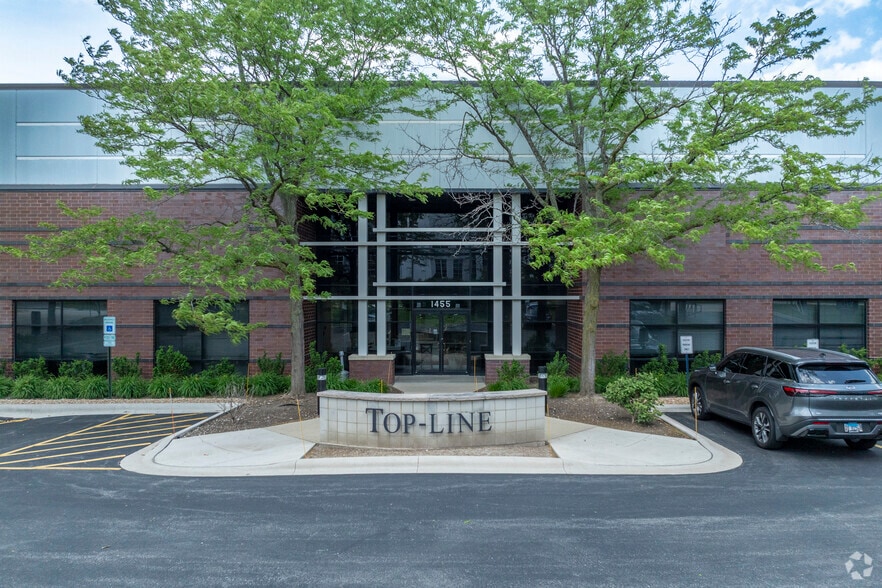 1455 W Thorndale Ave, Itasca, IL for sale - Building Photo - Image 1 of 7