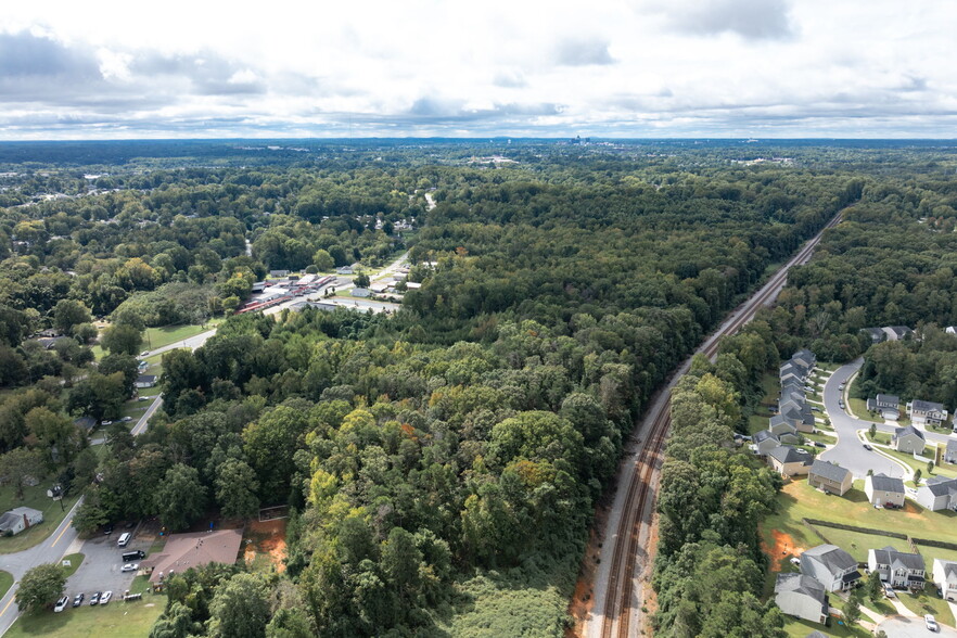 4307 Southern Webbing Mill Rd, Greensboro, NC for sale - Aerial - Image 2 of 13