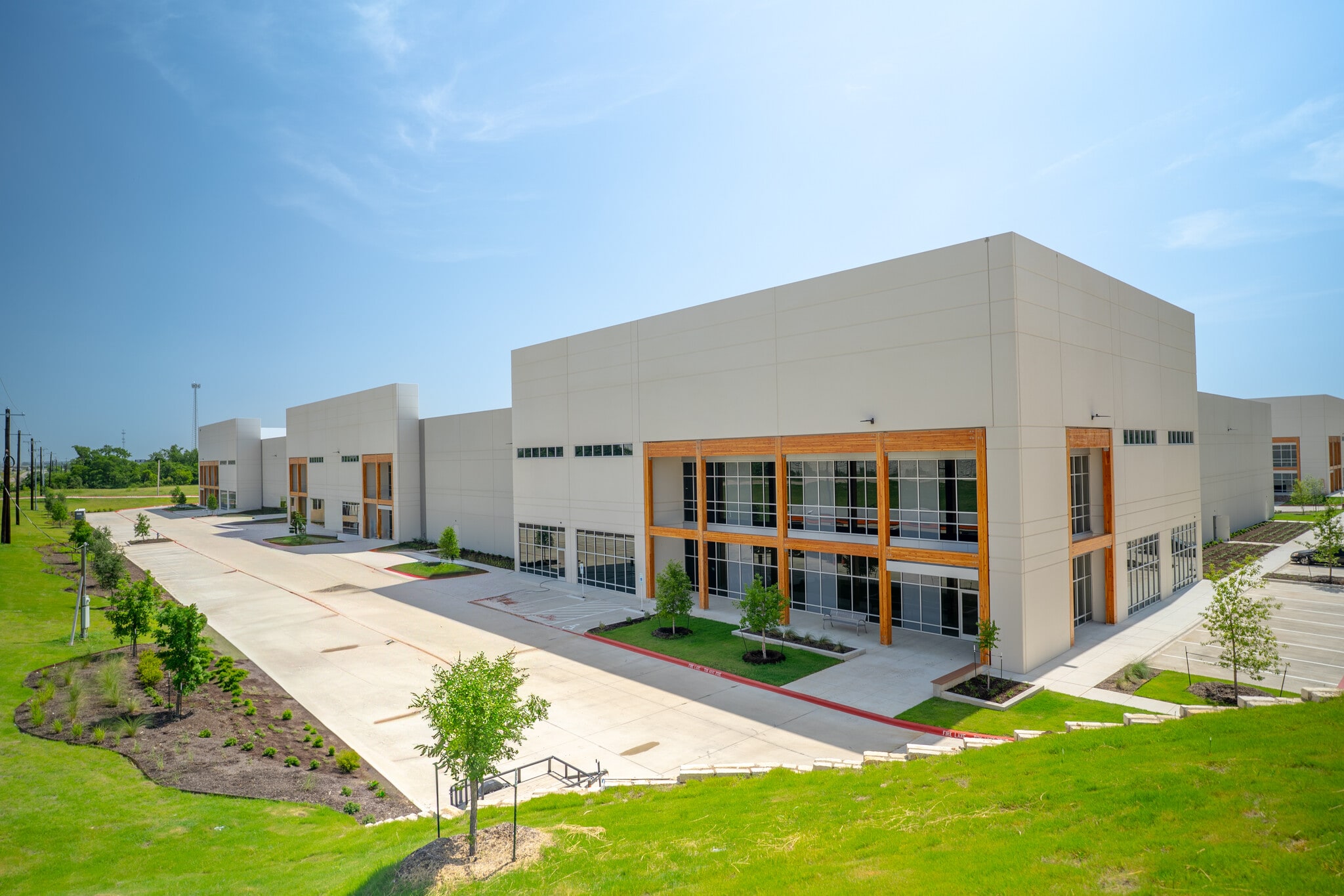 3000 N-IH 35 NB, Georgetown, TX for lease Building Photo- Image 1 of 19