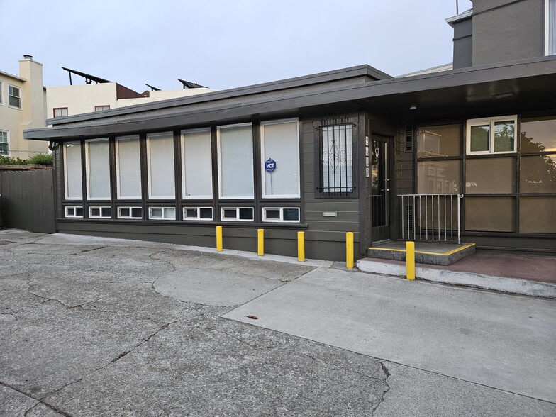 2674-2680 Ocean Ave, San Francisco, CA for lease - Building Photo - Image 1 of 8