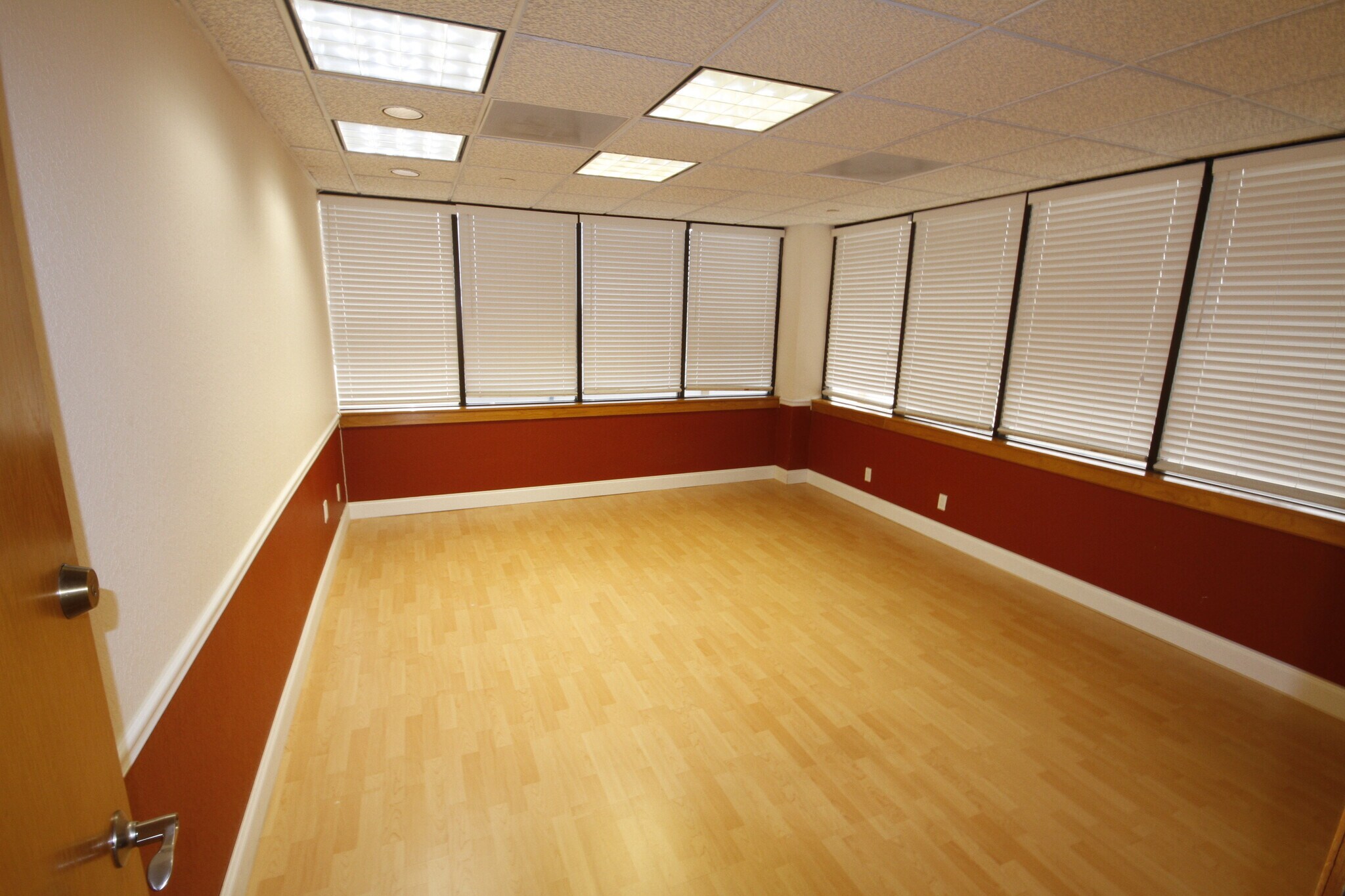 4700 NW 2nd Ave, Boca Raton, FL for sale Interior Photo- Image 1 of 1