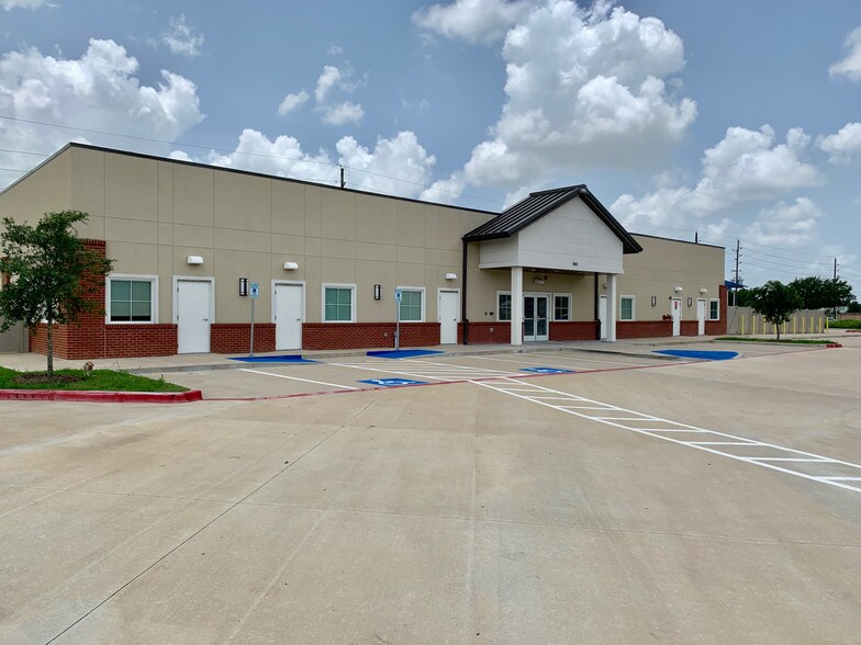 7402 Grand Mission Blvd, Richmond, TX 77407